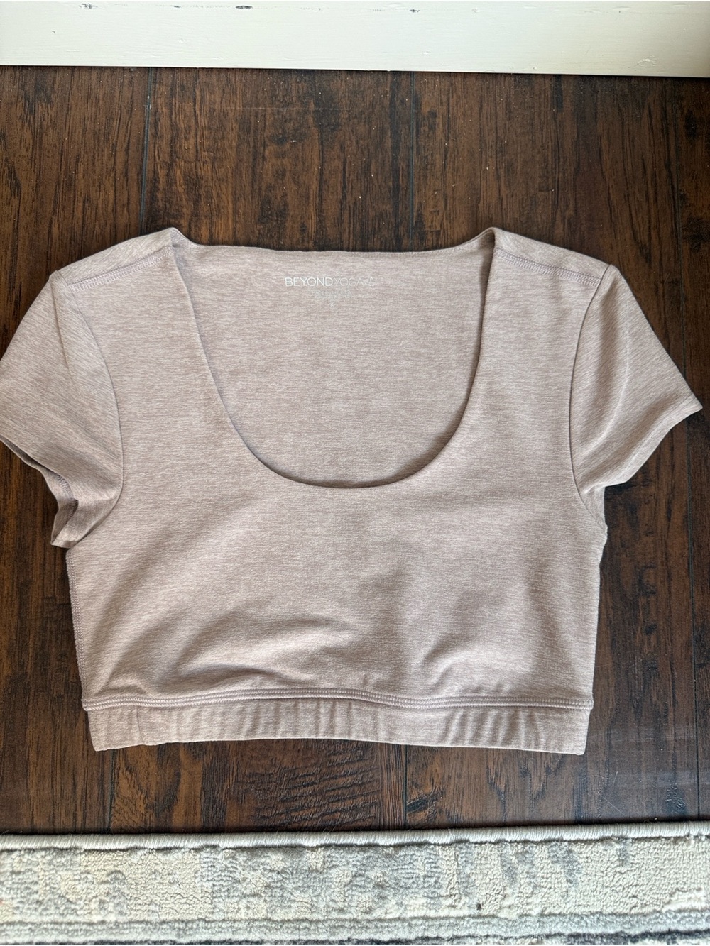 Beyond Yoga Scoop-Neck Crop Tee in Soft Taupe